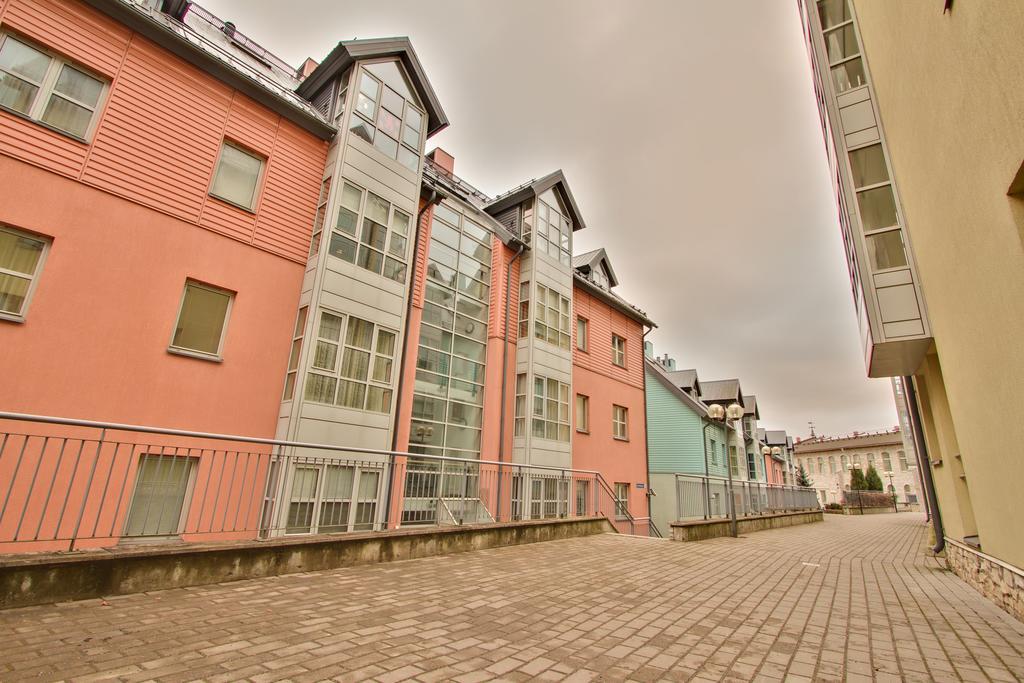 Daily Apartments - Ilmarine/Port Tallinn Buitenkant foto